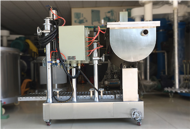 壓蓋機(jī)專門針對頻繁更換包裝規(guī)格的需要而設(shè)計(jì)，具有雙壓蓋功能(圖2)
